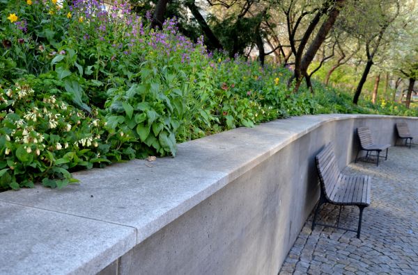 Concrete Retaining Wall Service in Bolingbrook